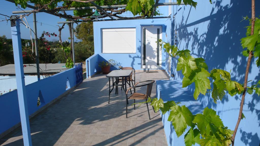 Stefanos Garden Lägenhet Arménoi Rum bild