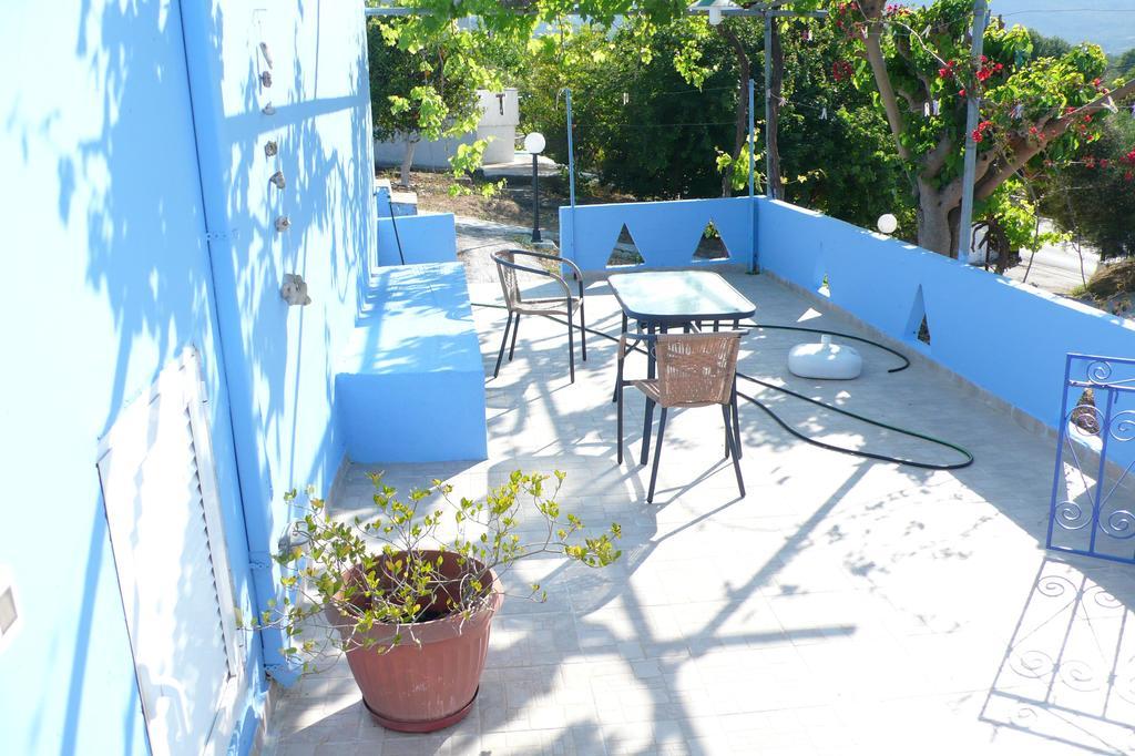 Stefanos Garden Lägenhet Arménoi Rum bild