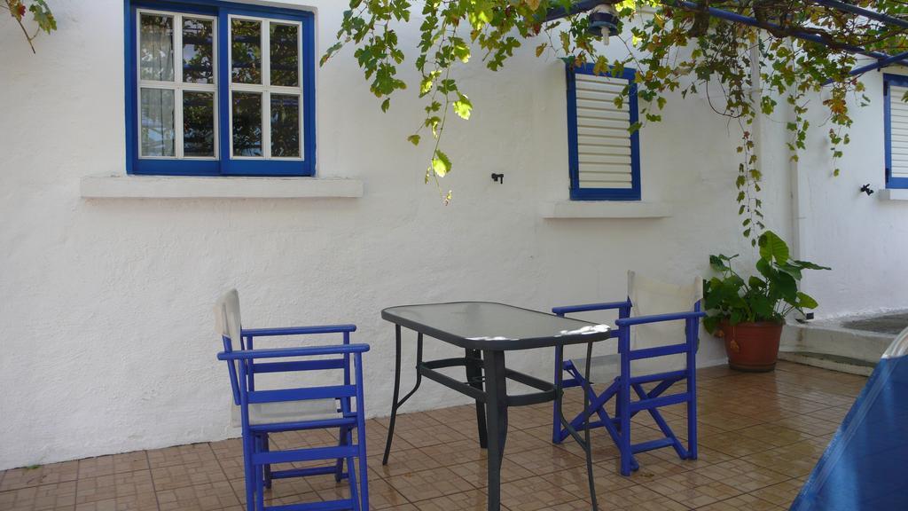 Stefanos Garden Lägenhet Arménoi Rum bild